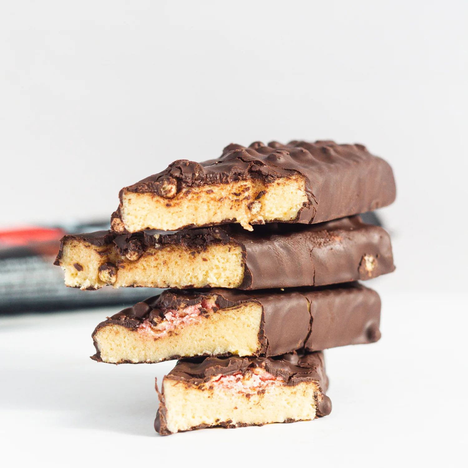 Caja de 12 Barras de Proteína Crunchy Bar CHOCOLATE 12x65 grs | 26 gr. proteína por barra - Imagen 3